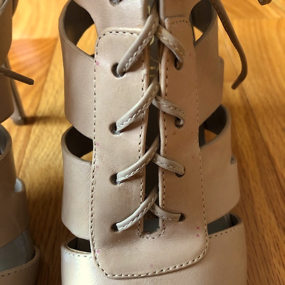 NWOT Aldo Nude Leather Tie Up Cage Heels - Picture 9 of 11